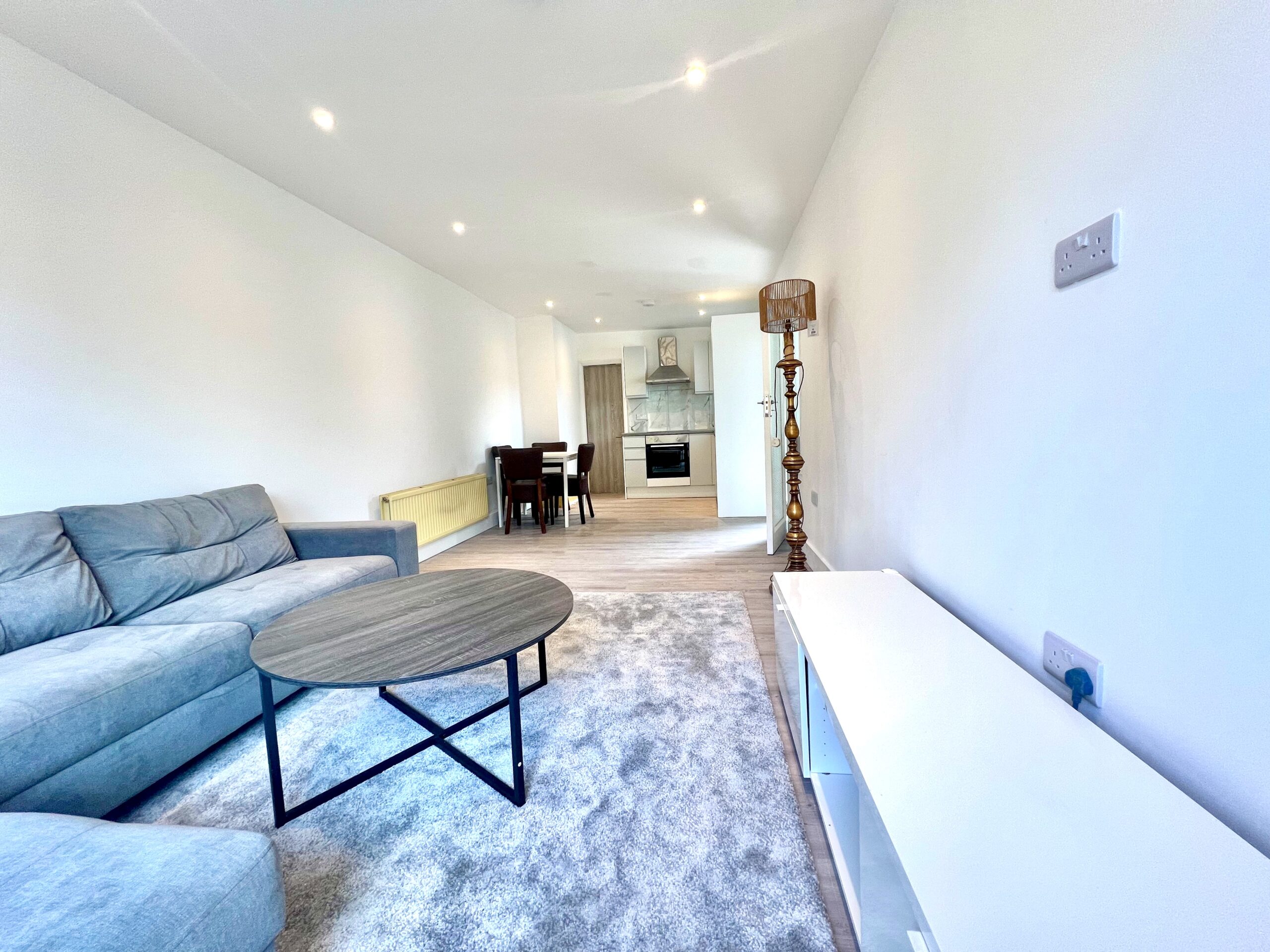 Selborne Gardens, Hendon, NW4 4SH