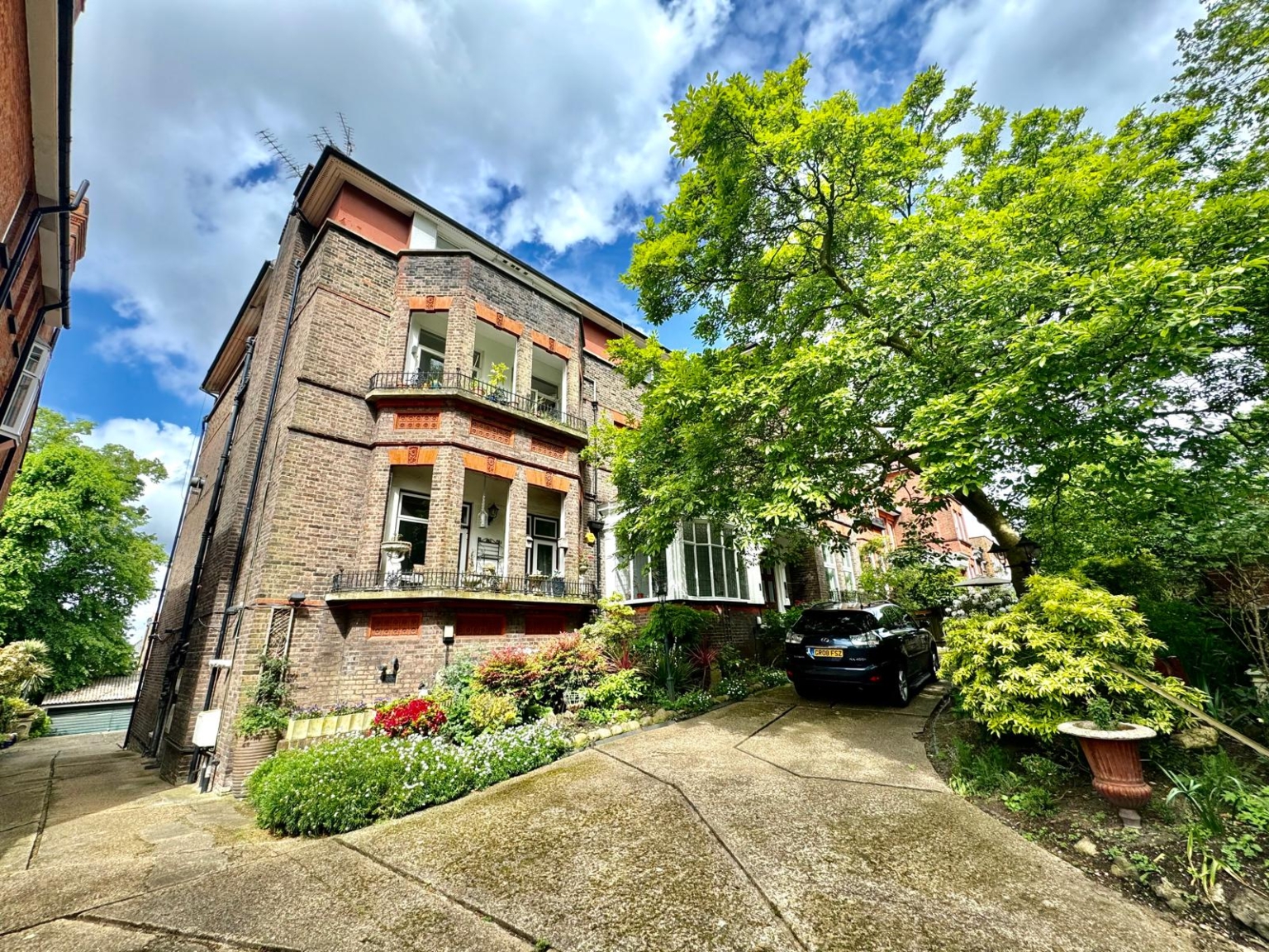 https//www.coolcribs.co.uk Your Local Estate Agents