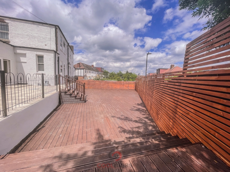 https//www.coolcribs.co.uk Your Local Estate Agents