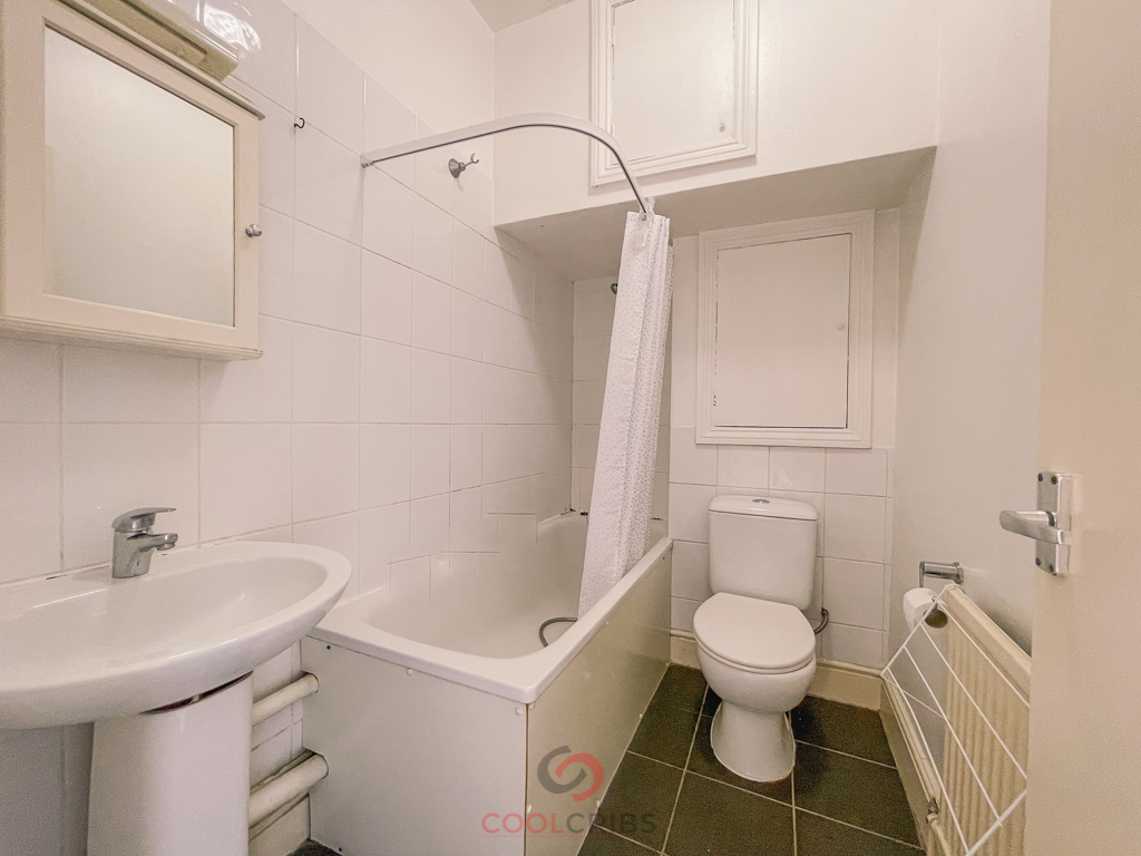 Ladbroke Crescent, Notting Hill, London W11 1PS