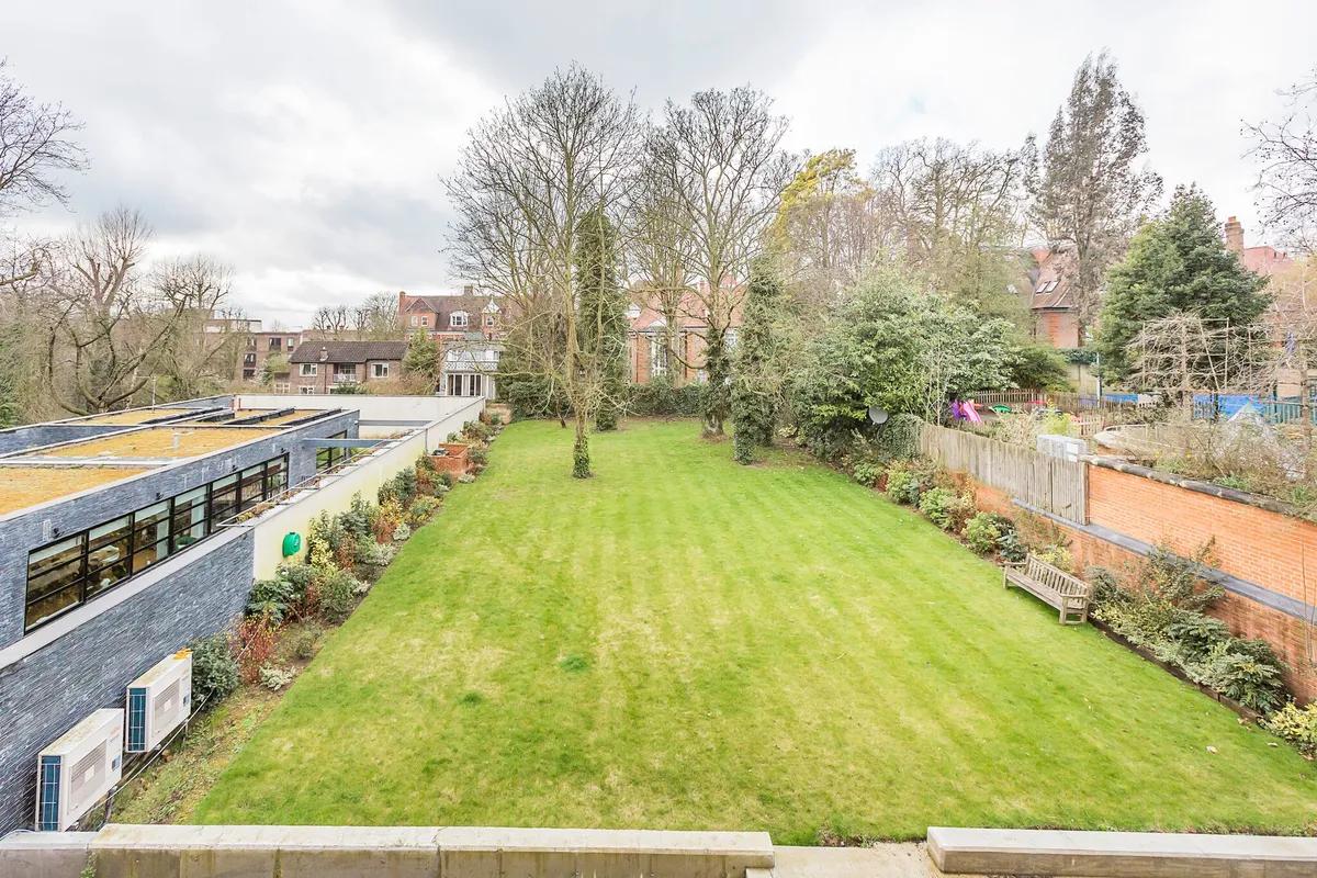 1606-xy14 Fitzjohns Ave, Hampstead, London, NW3