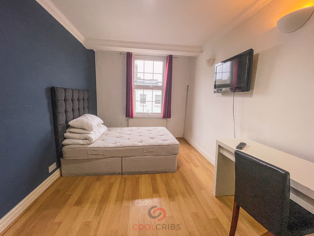 Warwick Way, Pimlico, London SW1V