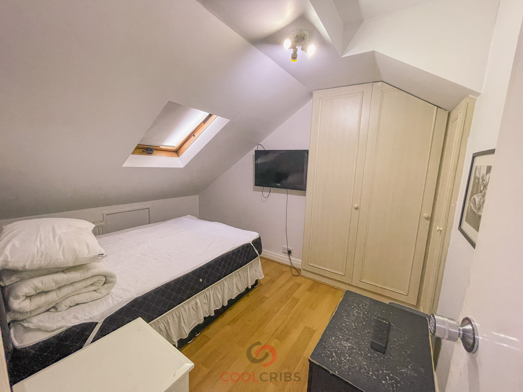 Warwick Way, Pimlico, London SW1V