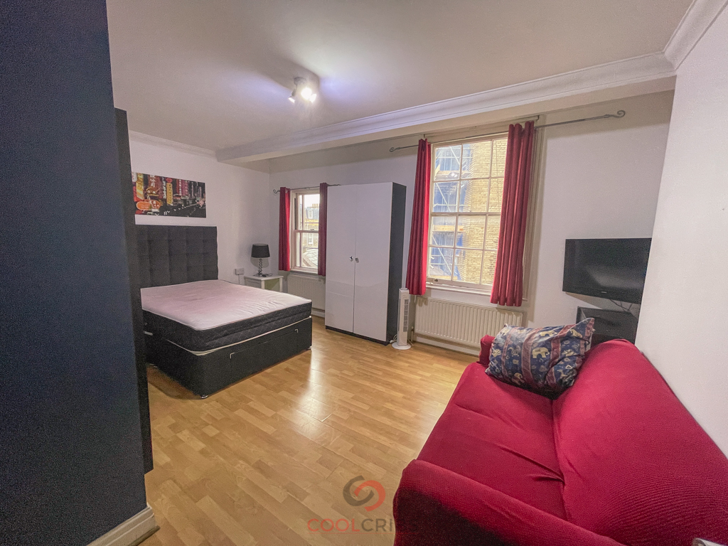 Warwick Way, Pimlico, London SW1V
