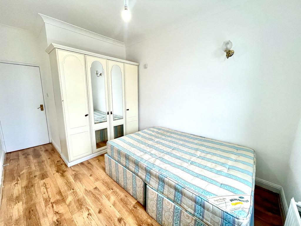 Elgin Avenue, Maida Vale, London, W9