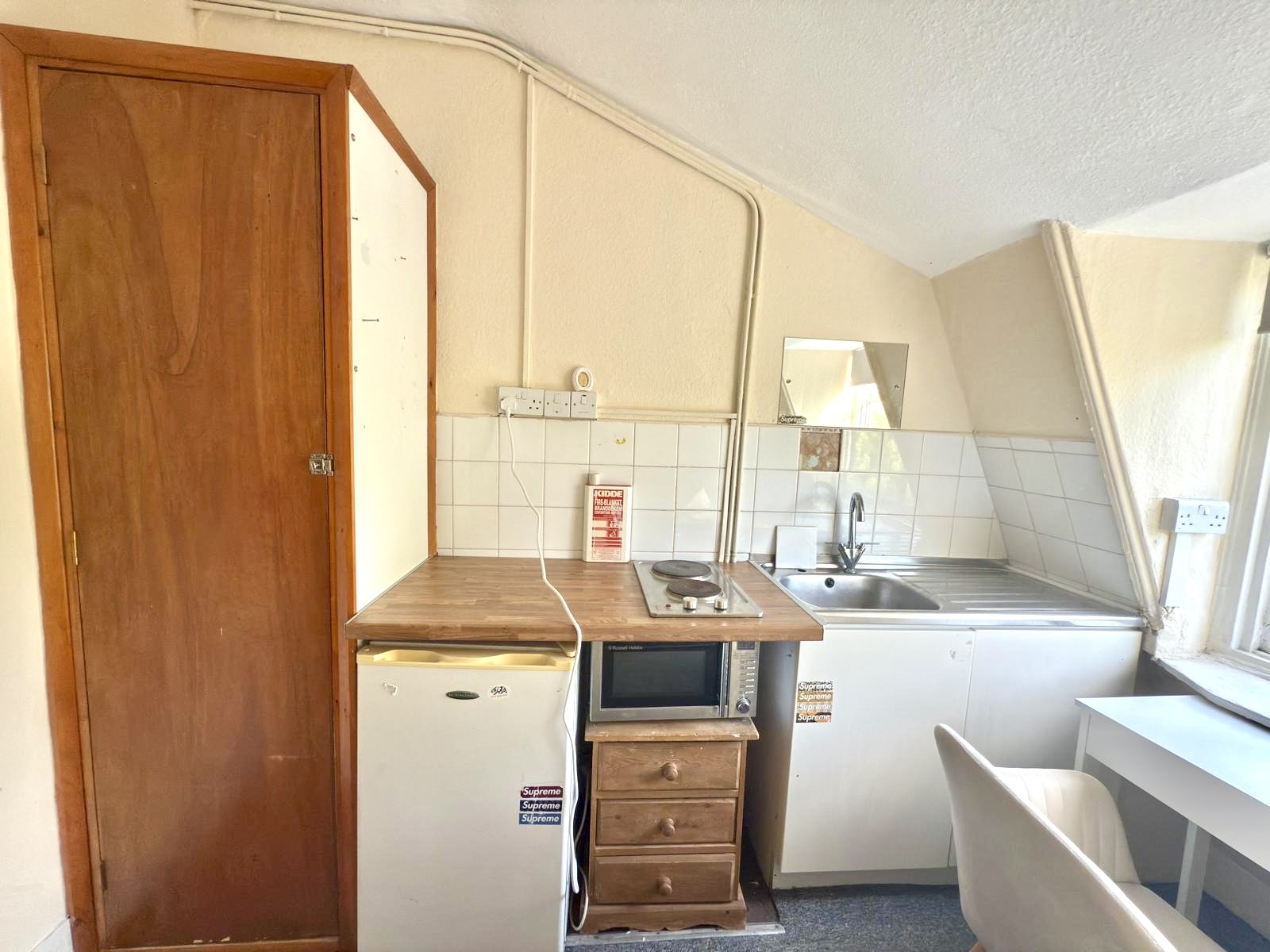 2058-x5 Sussex Gardens, Paddington, London, W2