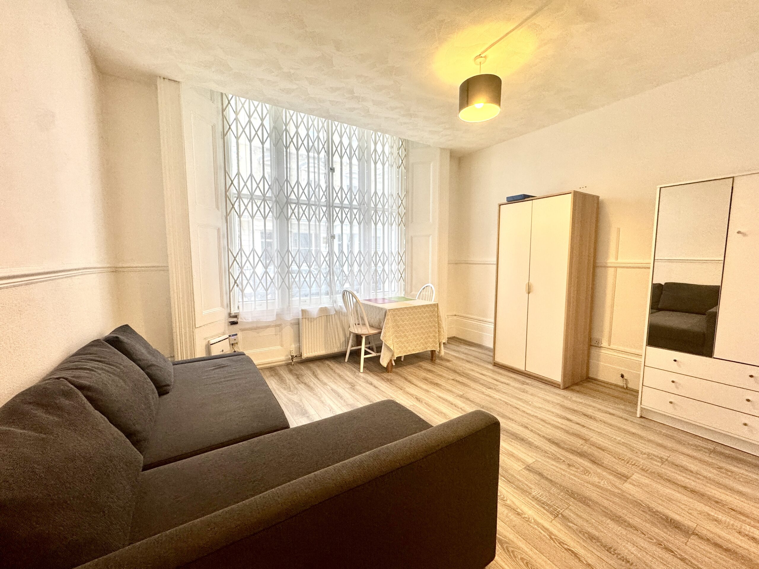 2254-x2 Clanricarde Gardens, Notting Hill Gate, London, W2