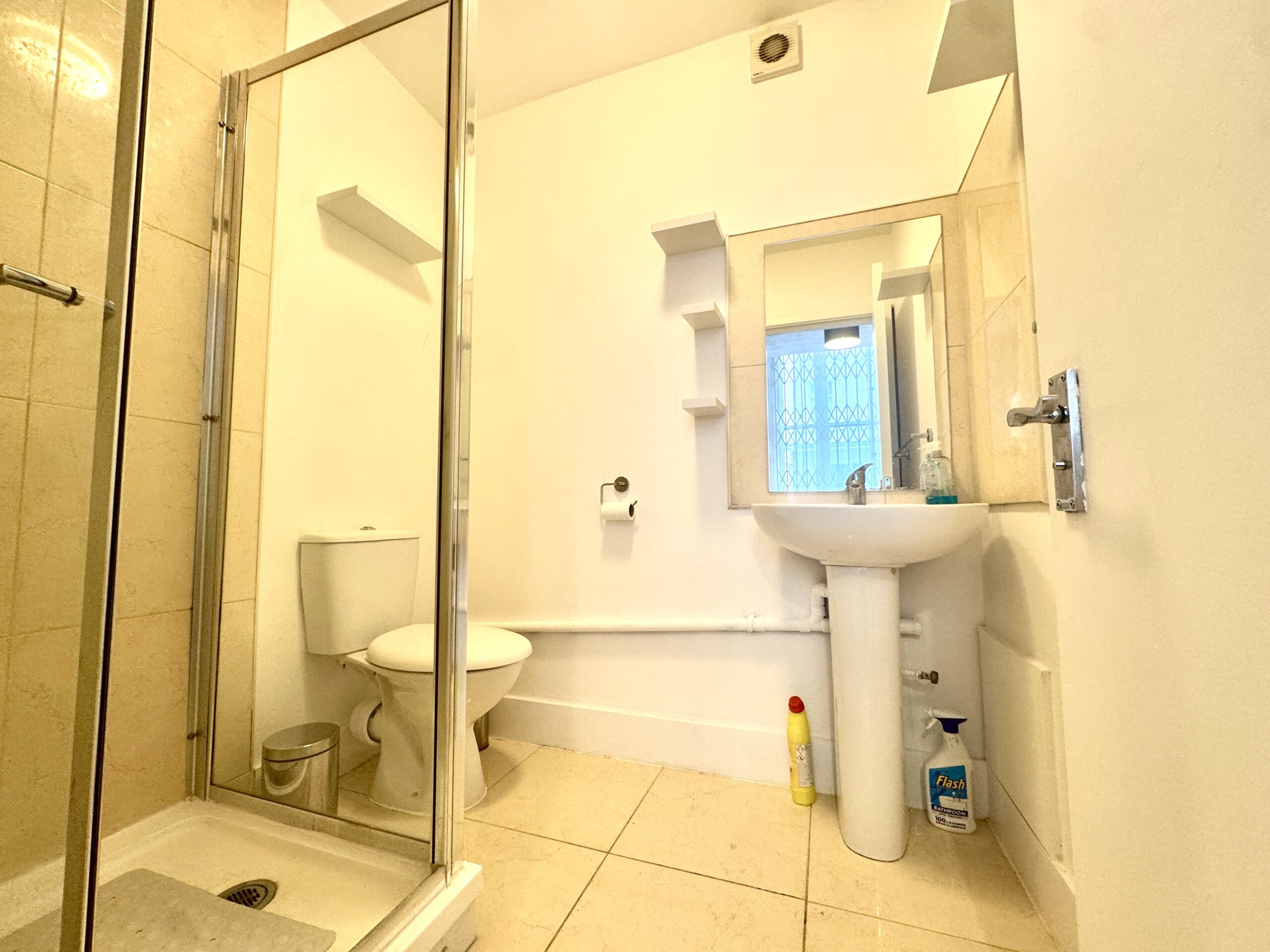 2254-x6 Clanricarde Gardens, Notting Hill Gate, London, W2