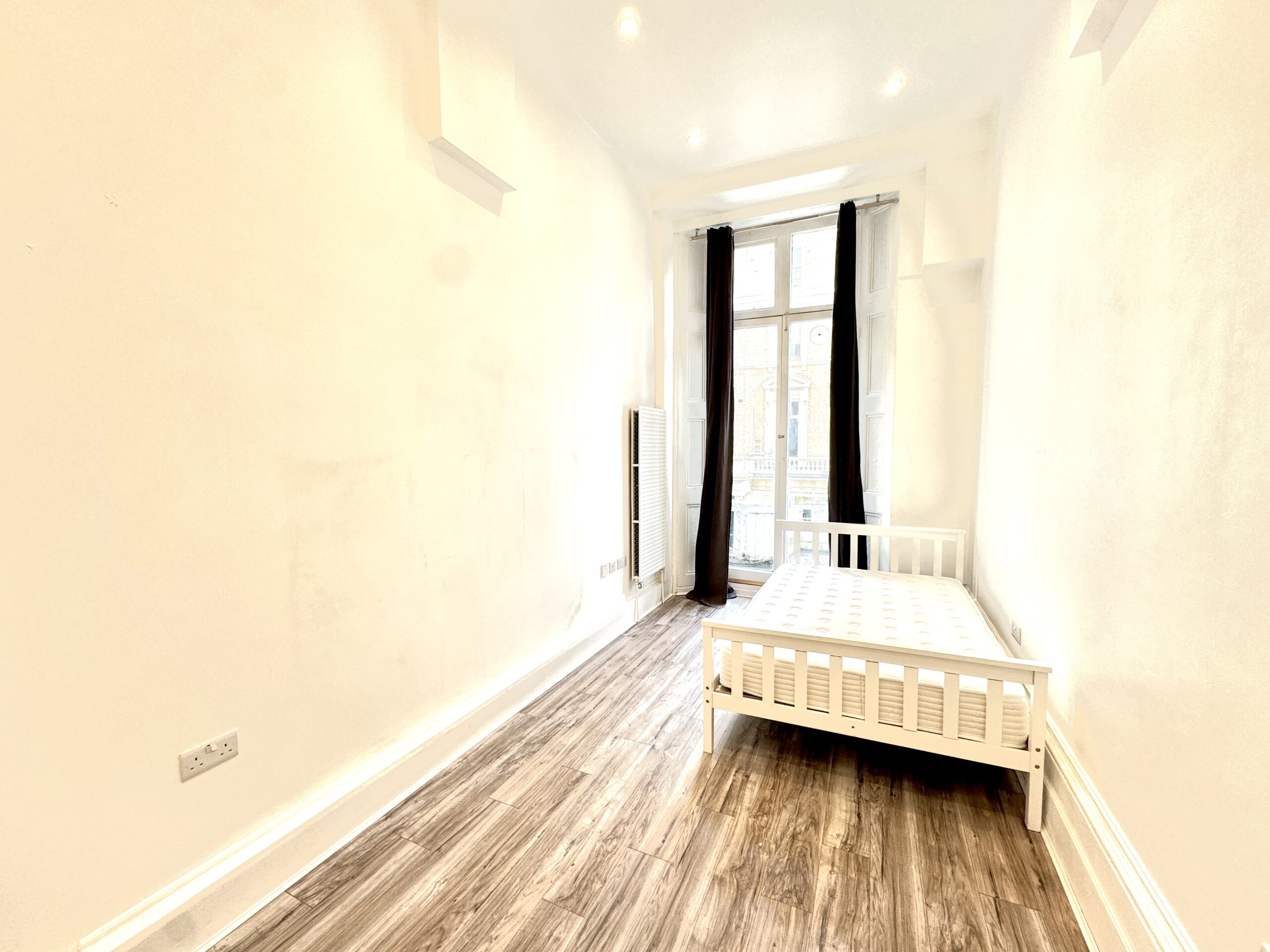 2256-xxx9 Clanricarde Gardens, Notting Hill Gate, London, W2