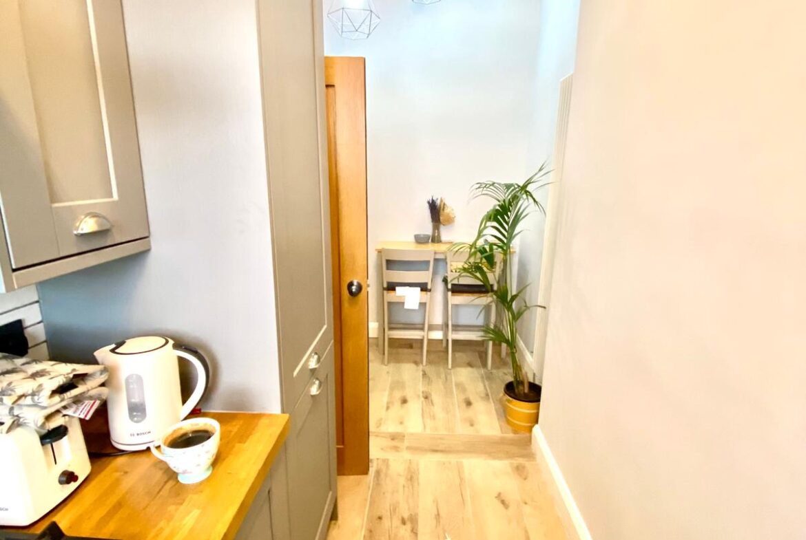 Elgin Avenue, Maida Vale, London, W9