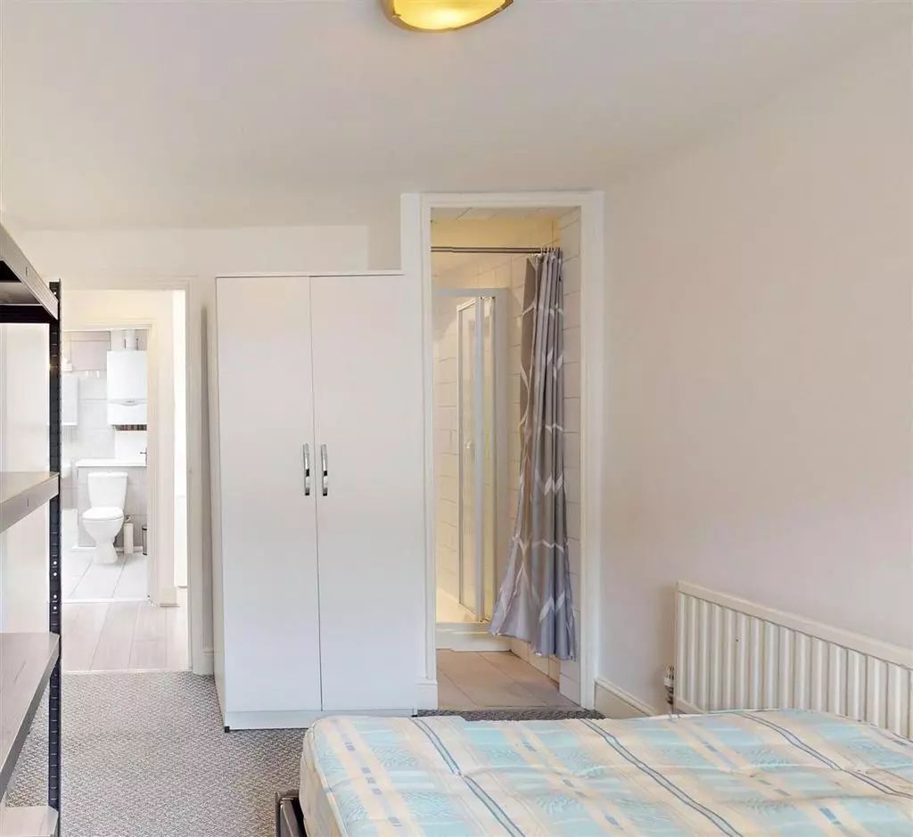 2263-x11 Brook Mews North, Paddington, London, W2
