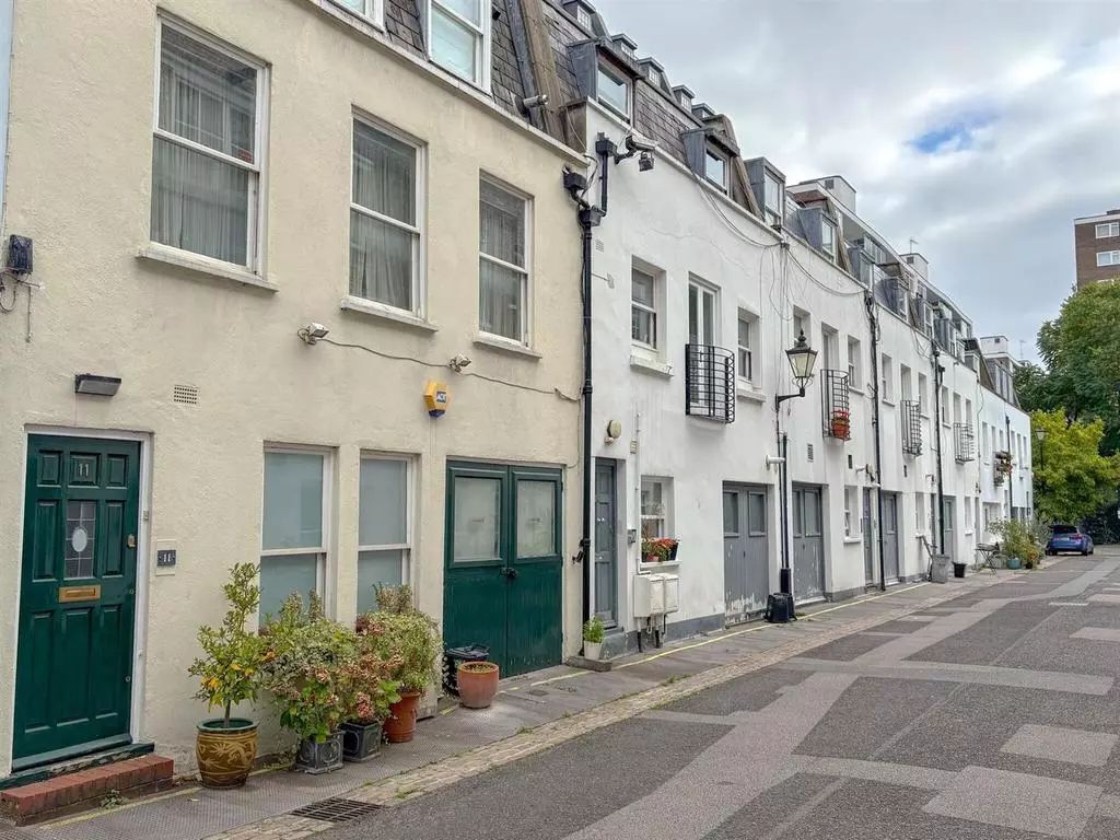 Brook Mews North, Paddington, London, W2