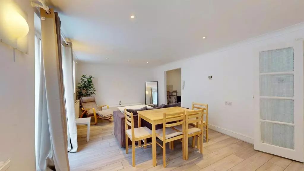 Brook Mews North, Paddington, London, W2