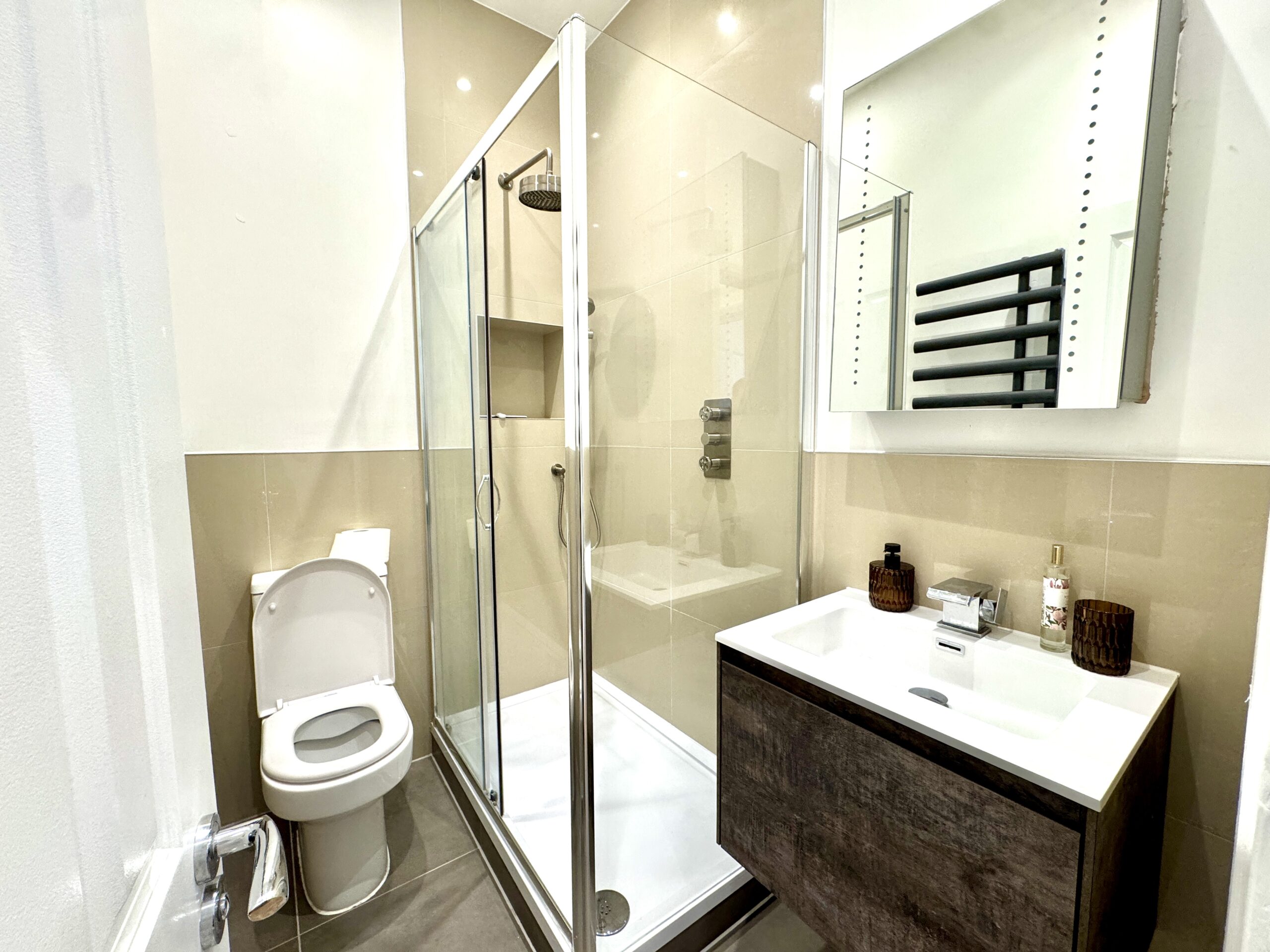 2270-x3 Fitzjohns Ave, Hampstead, London, NW3