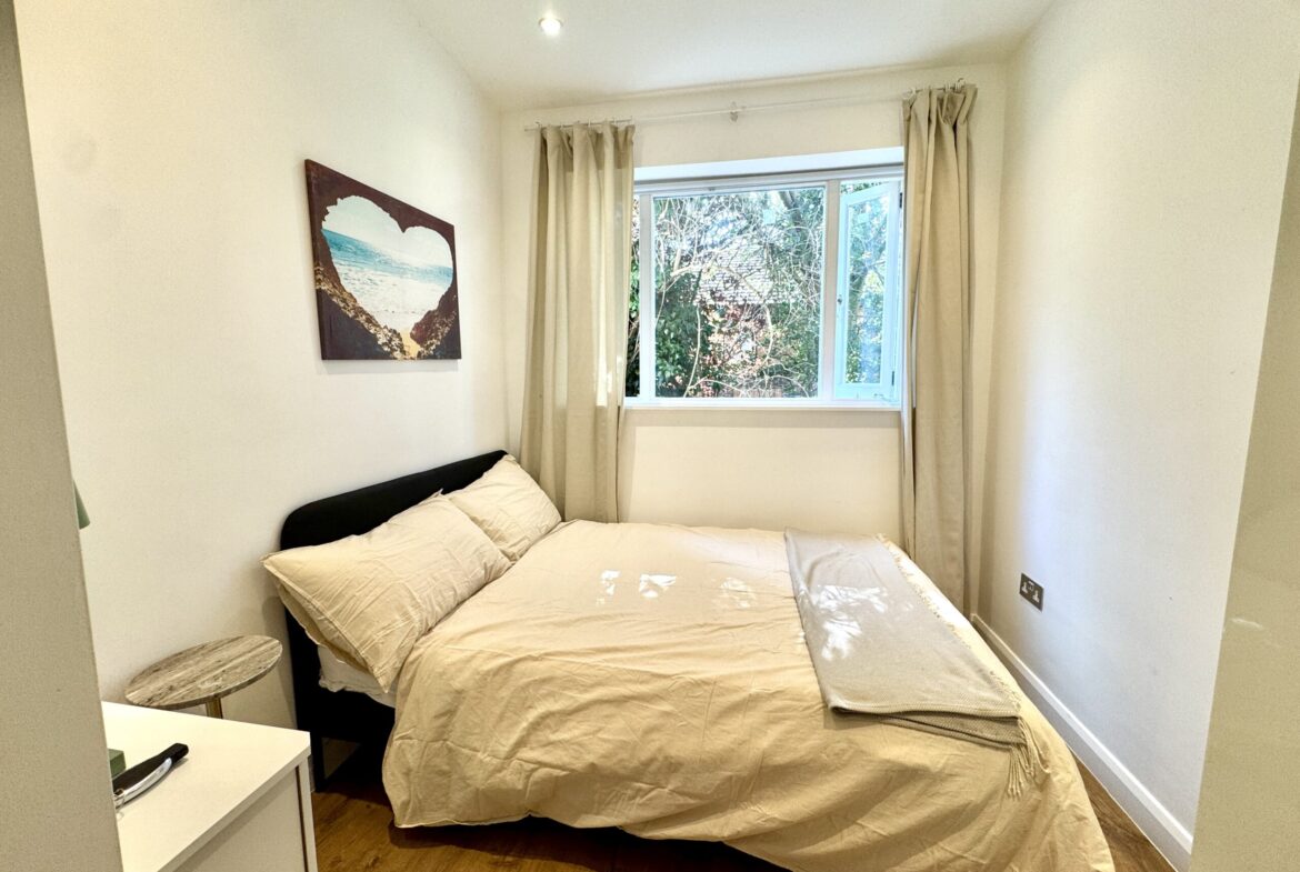 Fitzjohns Ave, Hampstead, London, NW3