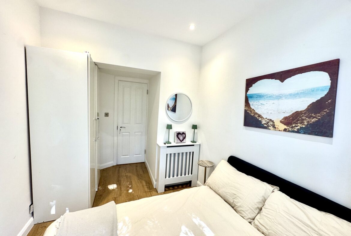 Fitzjohns Ave, Hampstead, London, NW3
