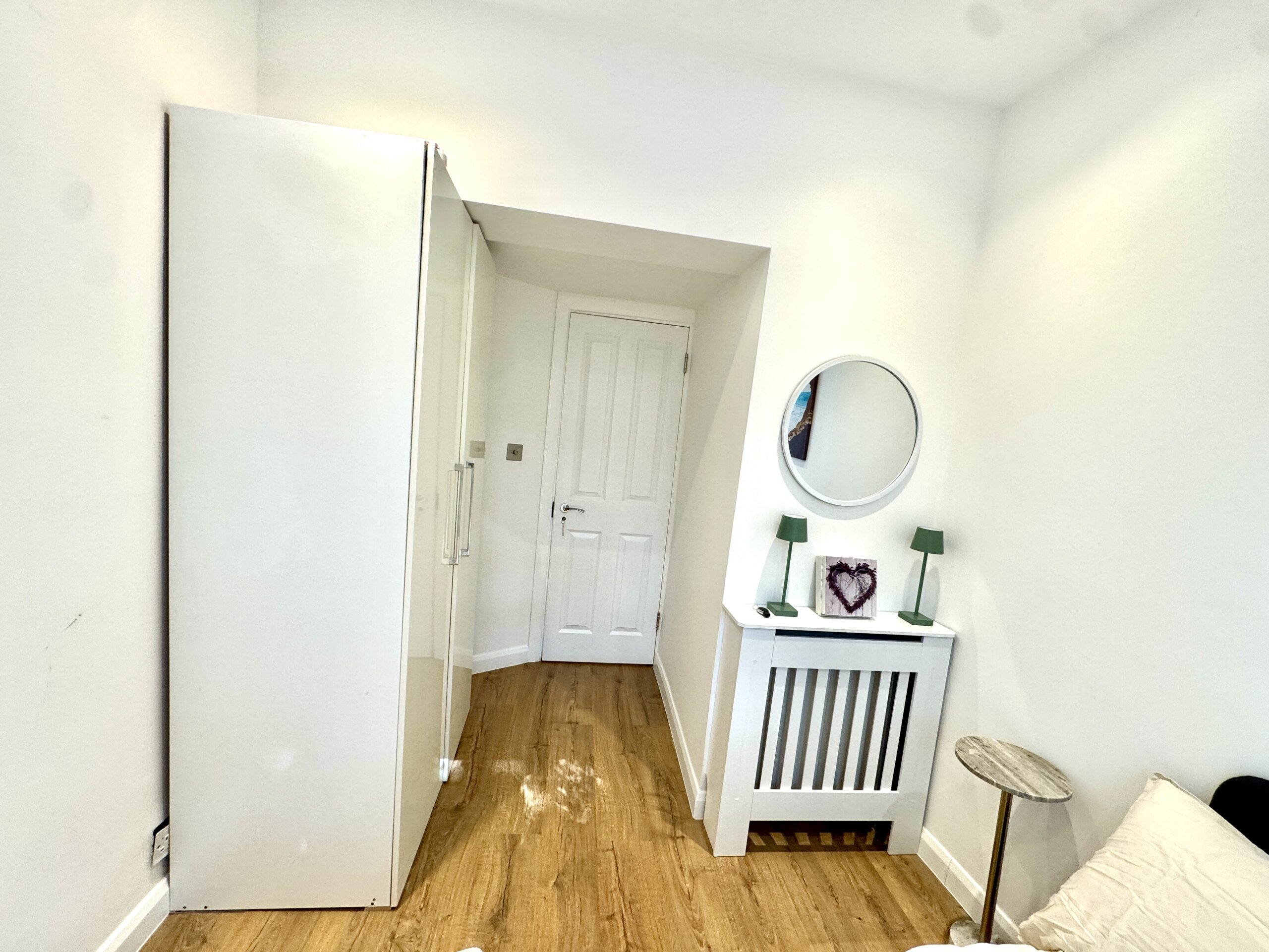 2270-x6 Fitzjohns Ave, Hampstead, London, NW3