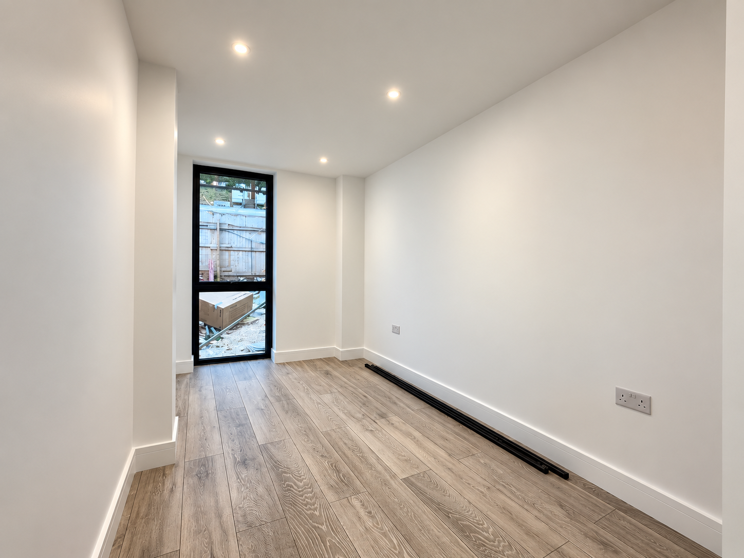 2281-x5 Manor Park Road, London, NW10 4JU