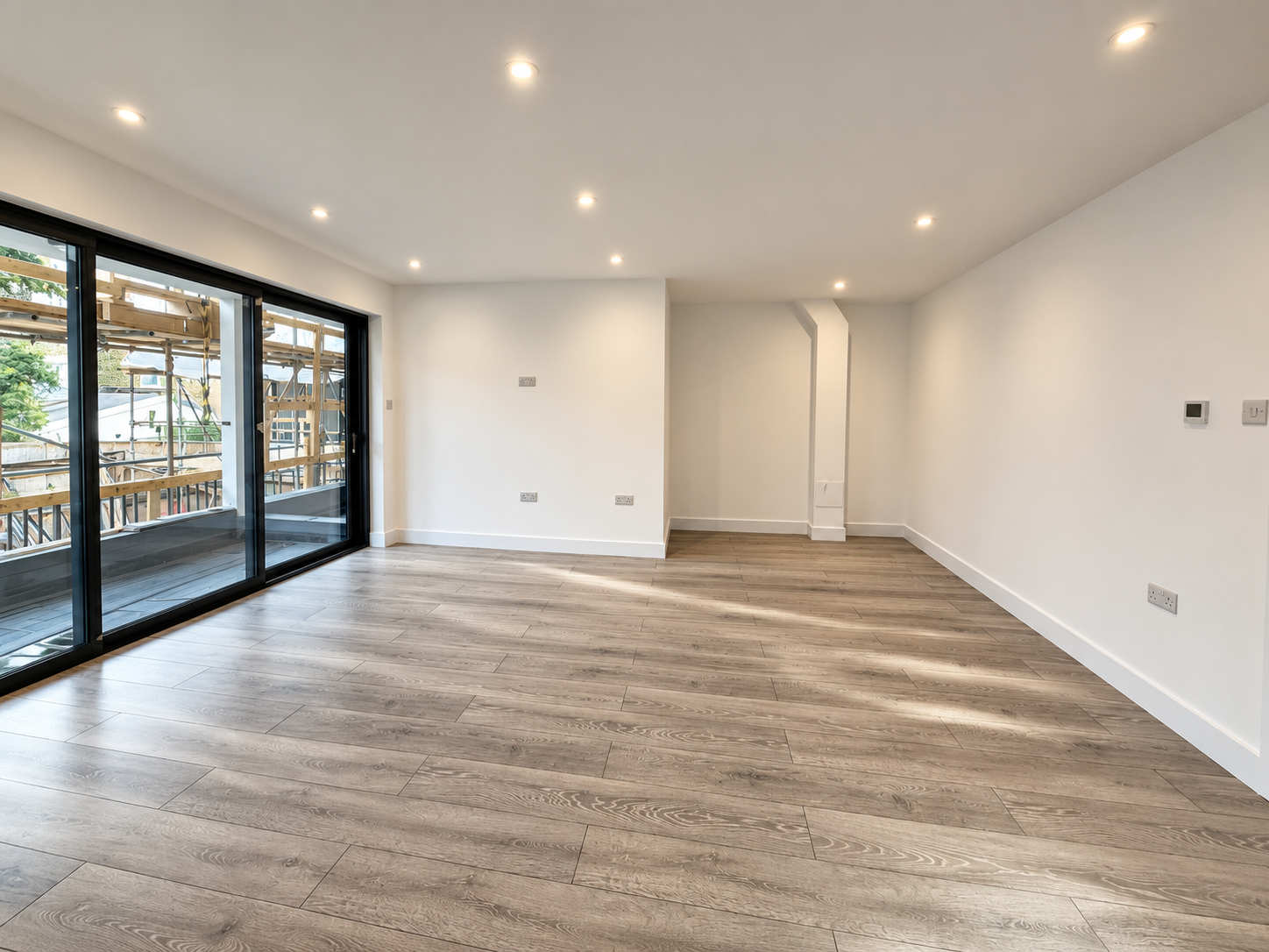 2282-x1 Manor Park Road, London, NW10 4JU