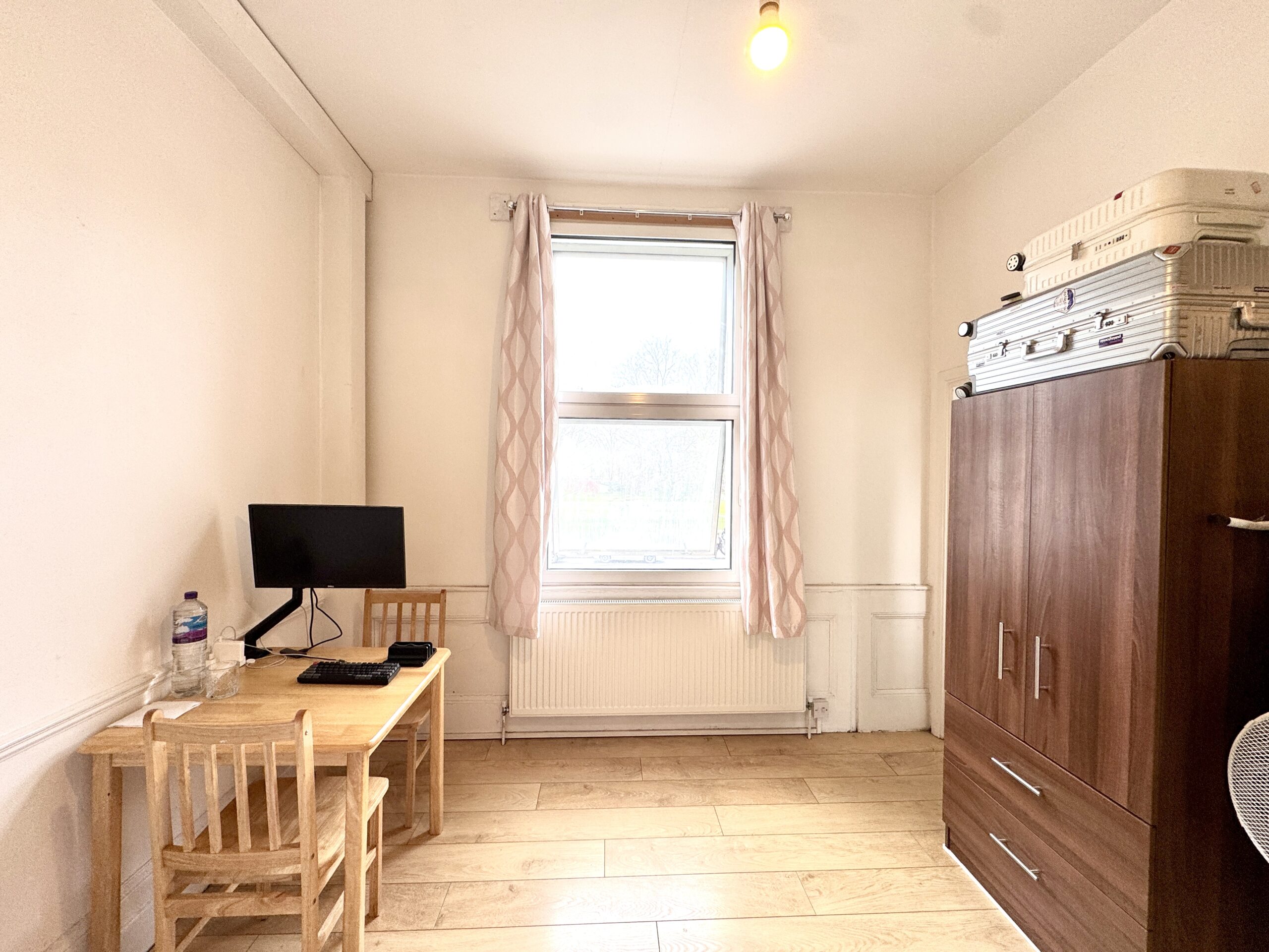 2286c3 Holloway Road, Islington, London, N7