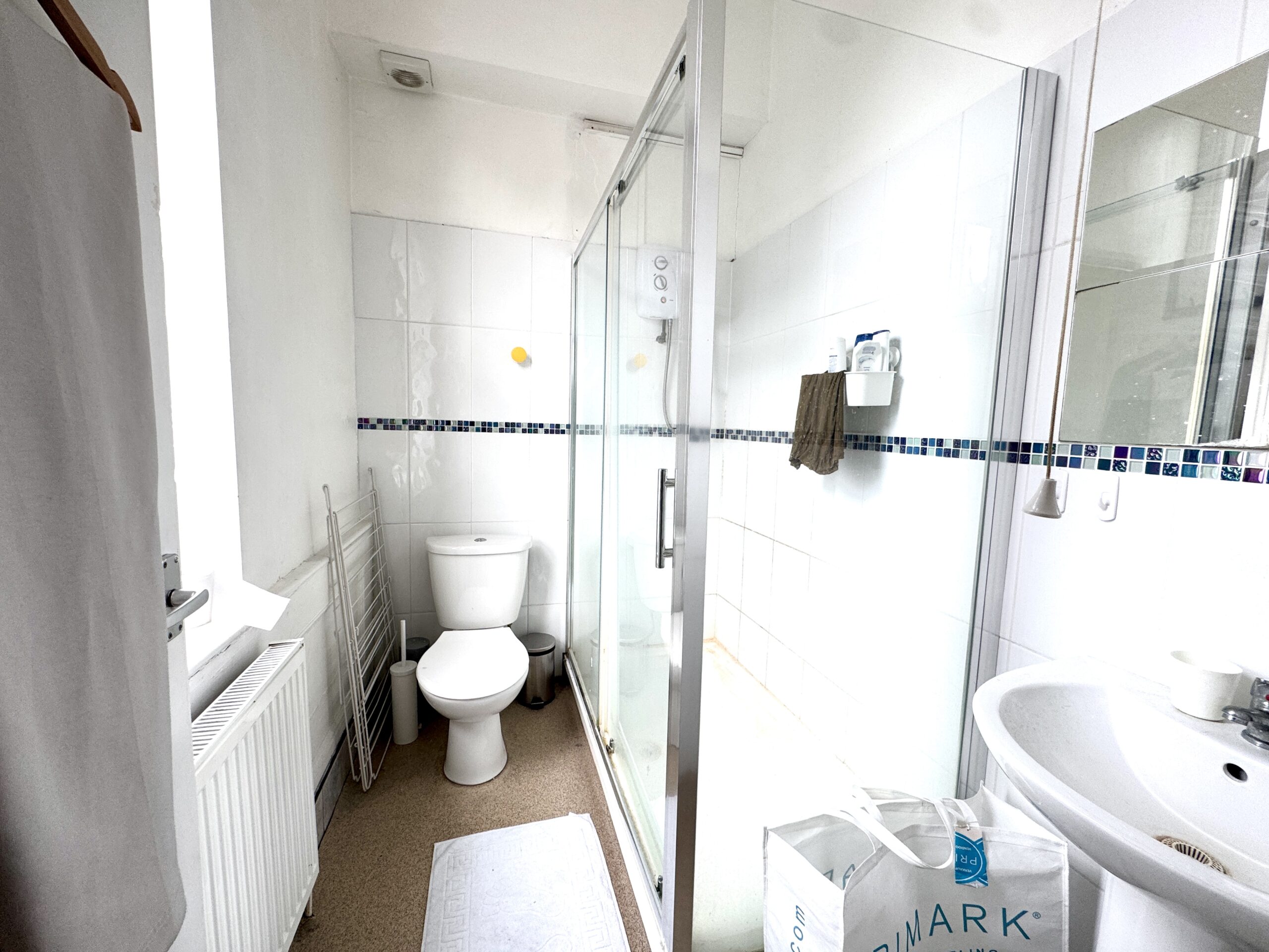 2286c4 Holloway Road, Islington, London, N7