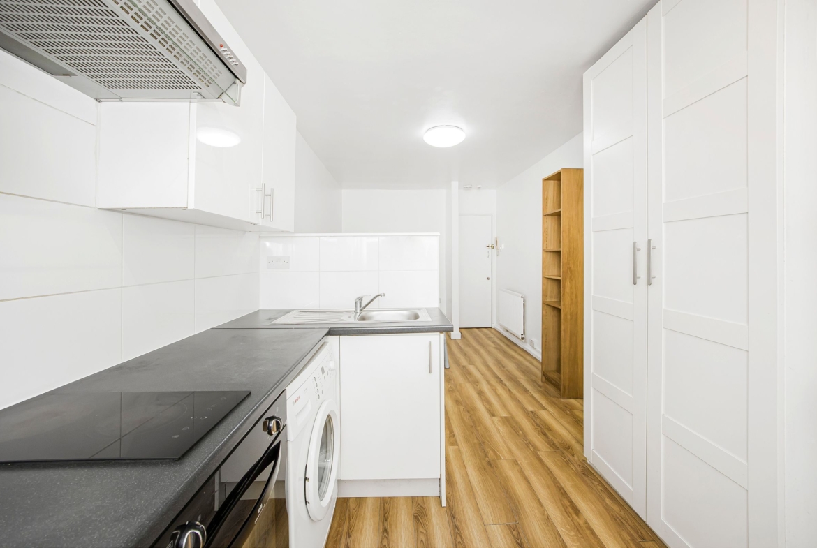 Fitzjohns Ave, Hampstead, London, NW3