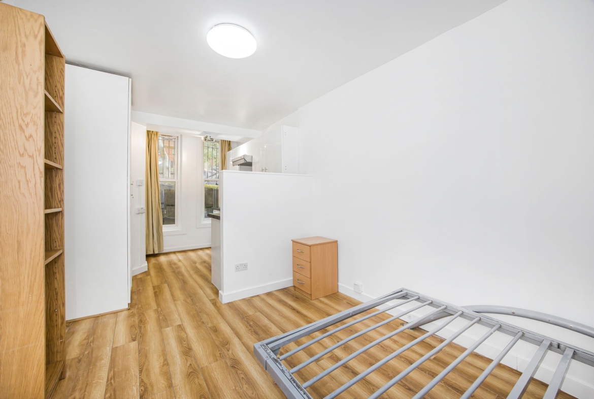 Fitzjohns Ave, Hampstead, London, NW3