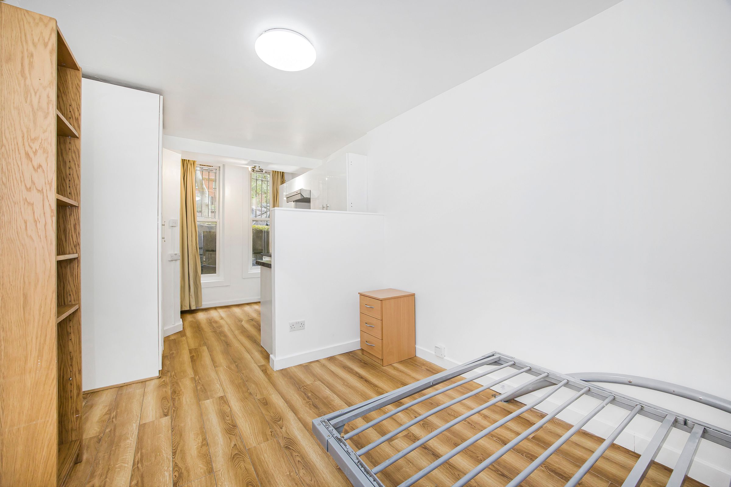 37f32142c146fa4734a99ad5e94d1e0b41a62a24 Fitzjohns Ave, Hampstead, London, NW3