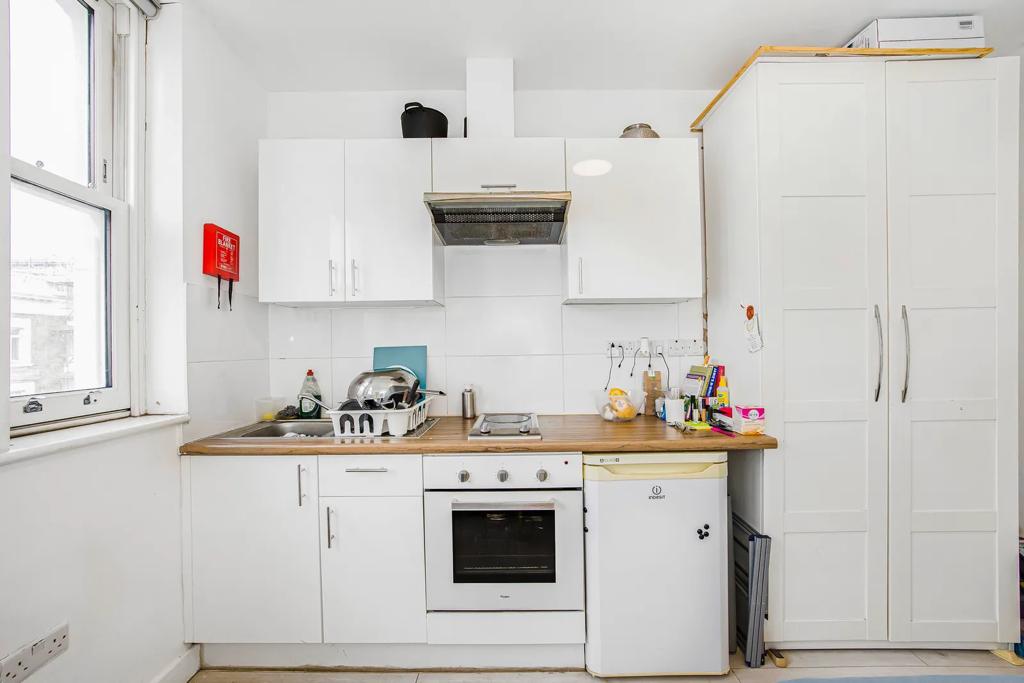Warwick Road, Earls Court, London, SW5