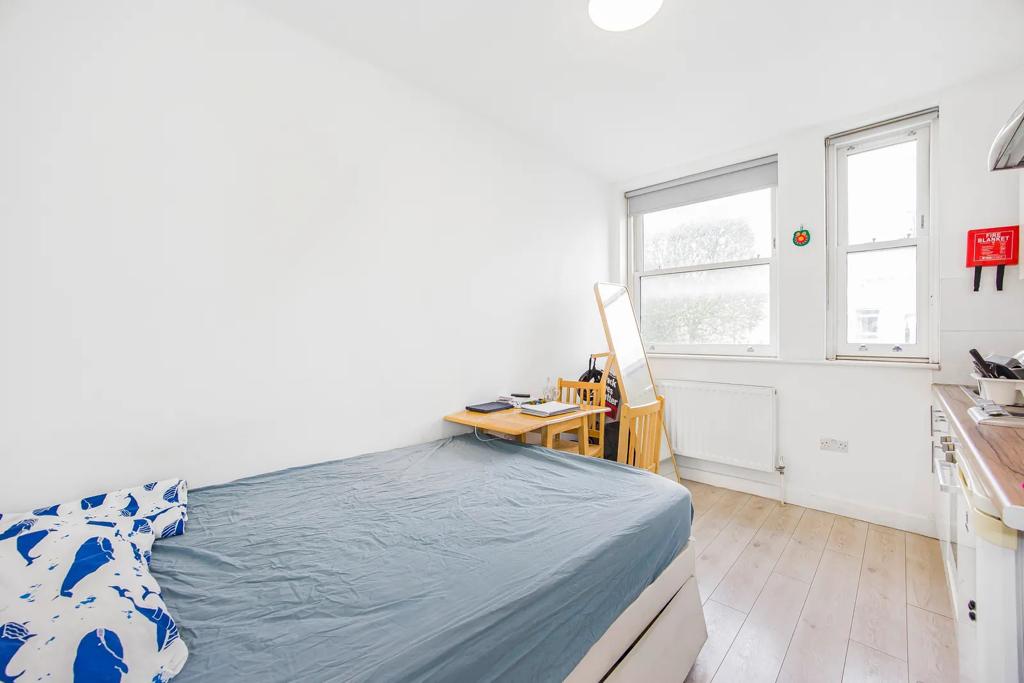 Warwick Road, Earls Court, London, SW5