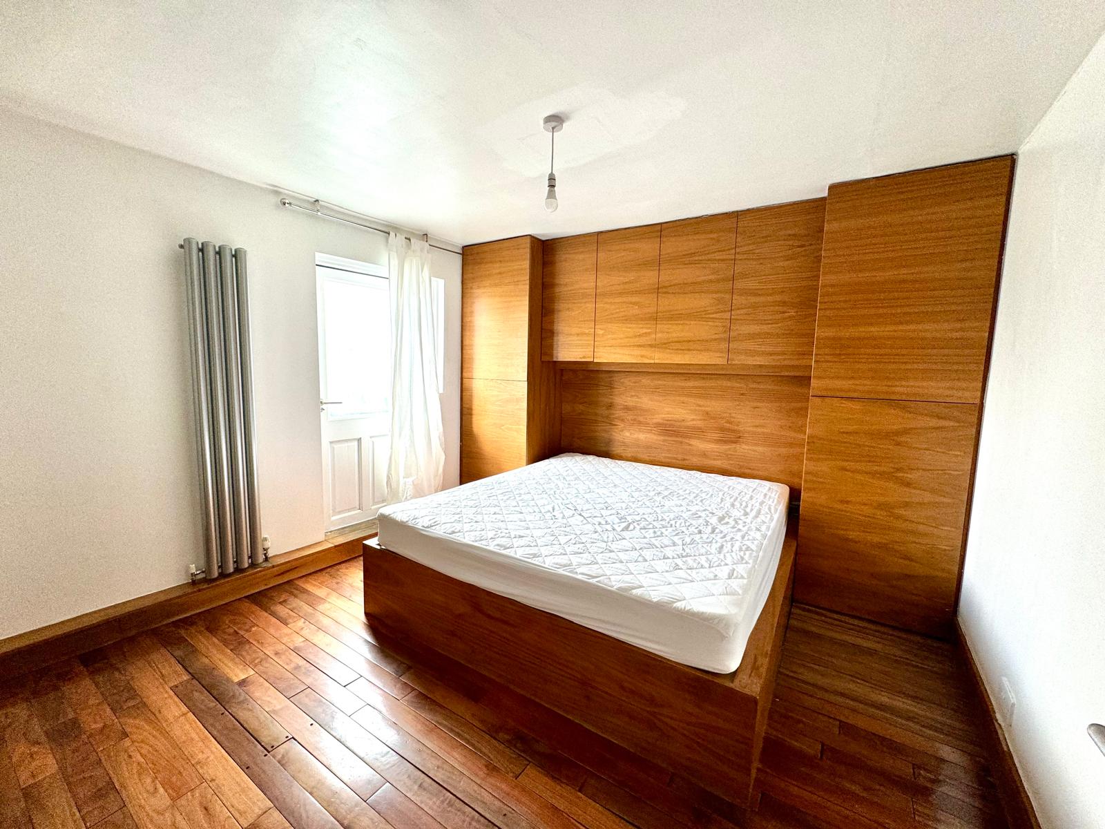 520×8 Caledonian Road, Kings Cross, London, N1