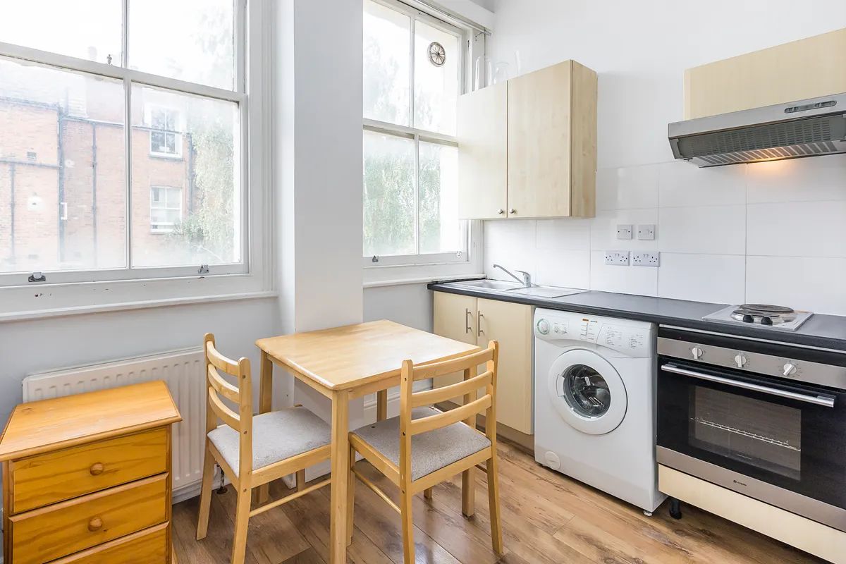 604-x4 Broadhurst Gardens, Finchley Road, London, NW6