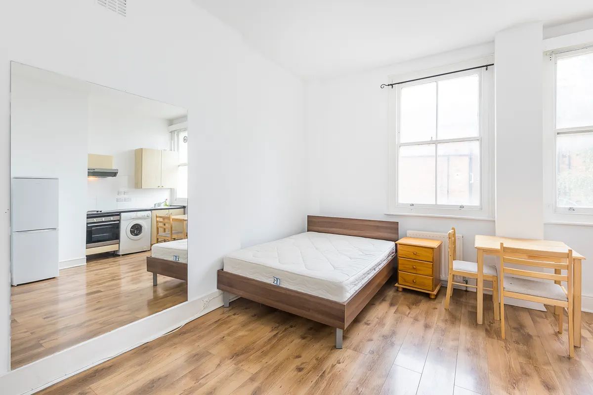 604-x7 Broadhurst Gardens, Finchley Road, London, NW6