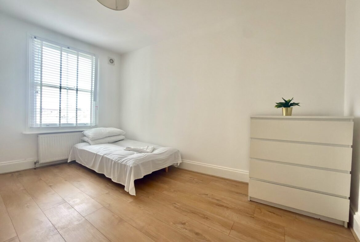 Blythe Road, Shepherds Bush, W14