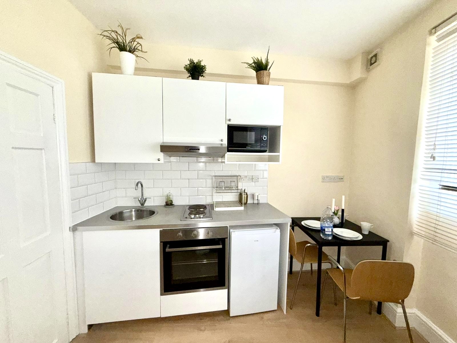 8ab6b3bb-ec87-4552-a45b-38061f2b344d