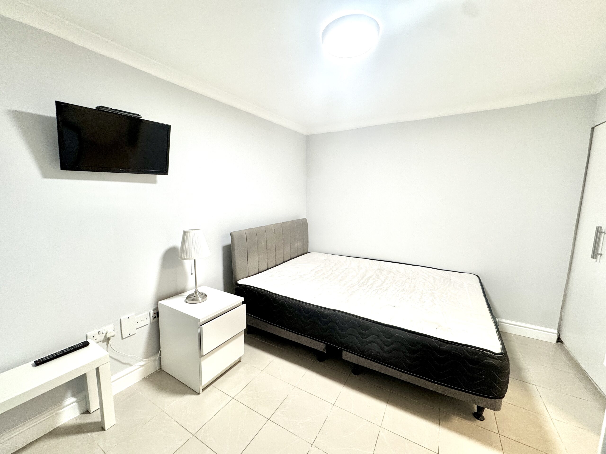 91-x5 Kensington Gardens Square, Bayswater, W2
