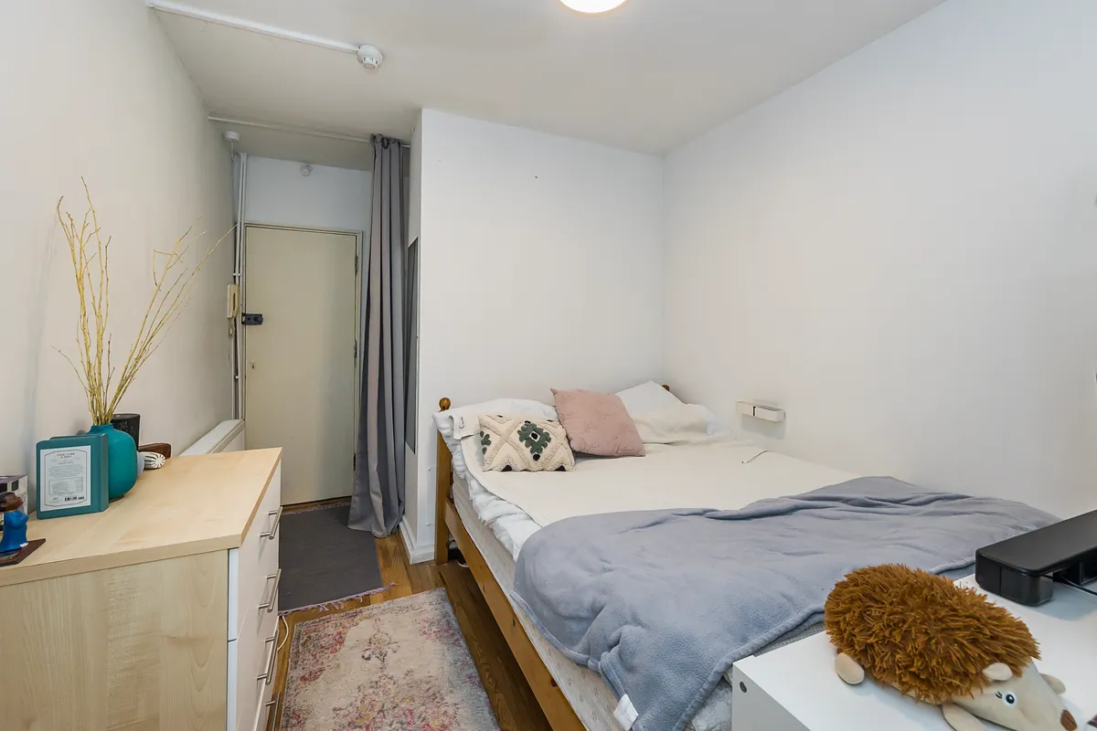 Fitzjohns Avenue, Hampstead, London, NW3