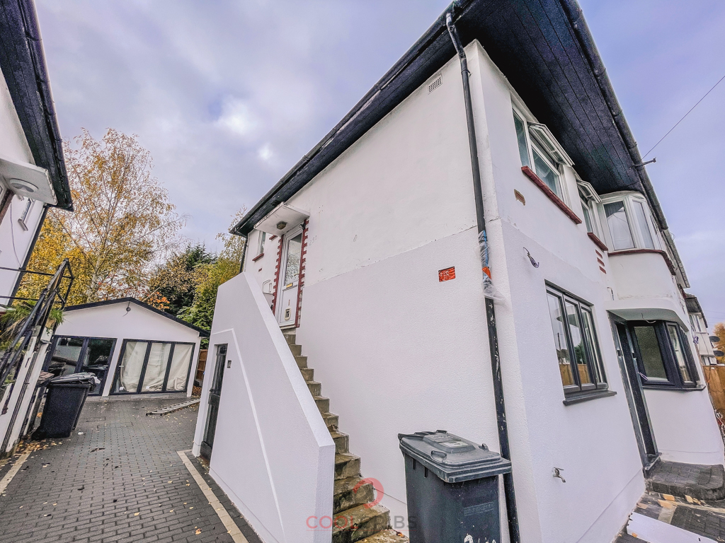 https//www.coolcribs.co.uk Your Local Estate Agents