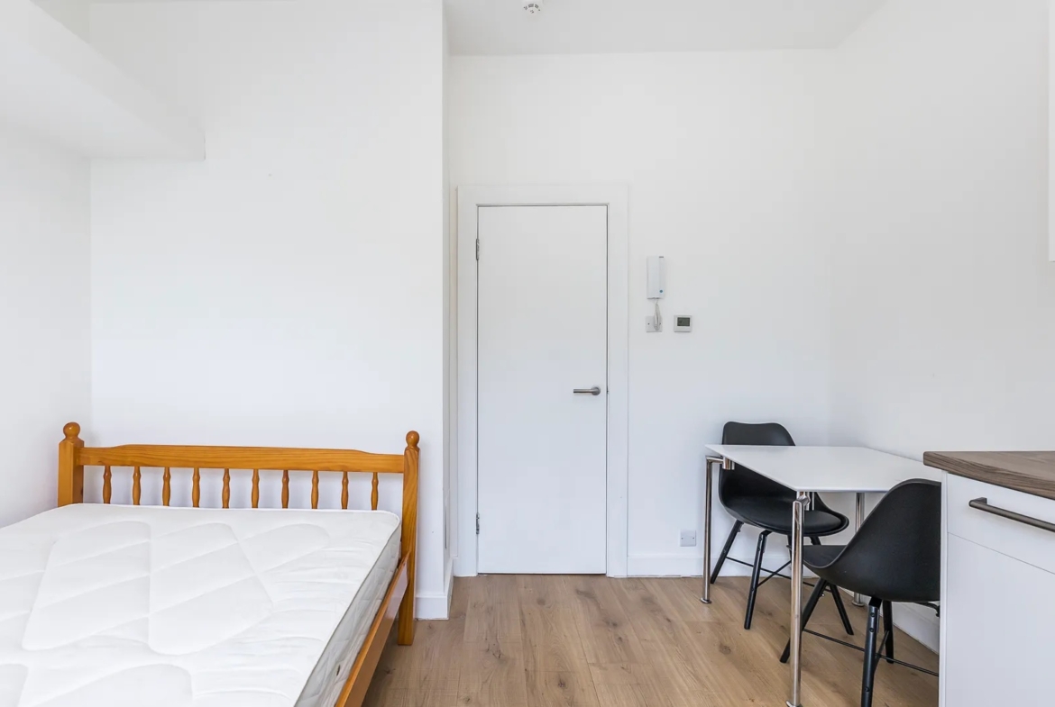 Warwick Road, Earls Court, London, SW5