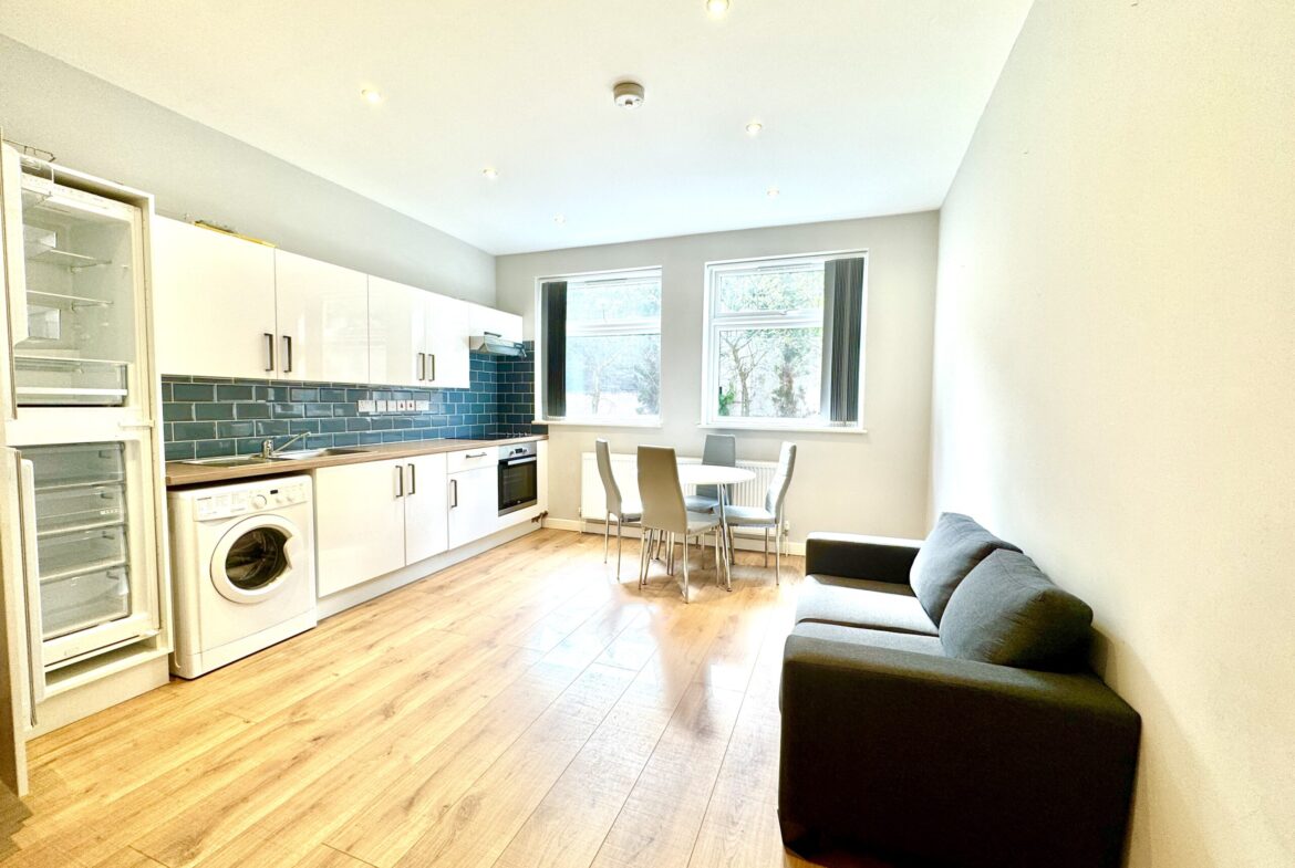 Fitzjohns Ave, Hampstead, London, NW3