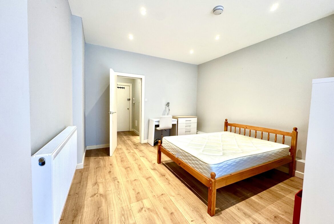 Fitzjohns Ave, Hampstead, London, NW3