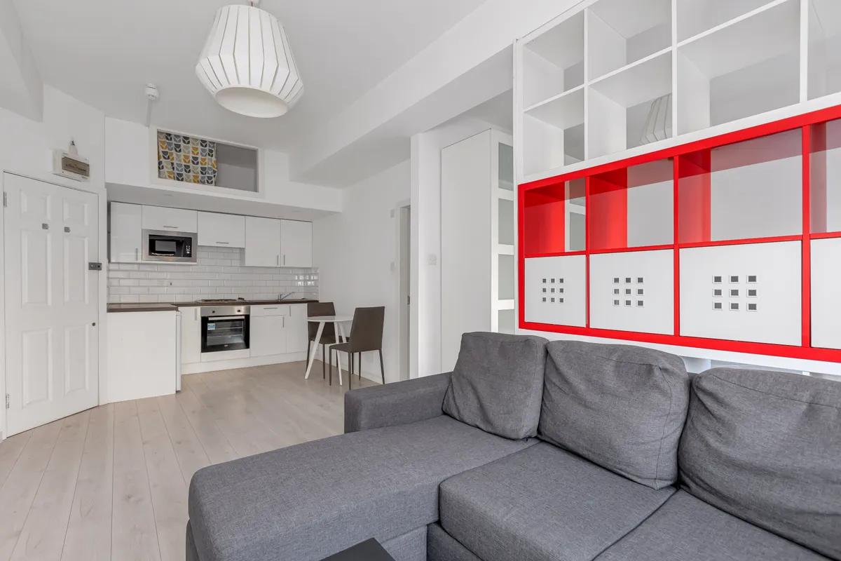 WhatsApp Image 2025-12-11 at 17.20.46