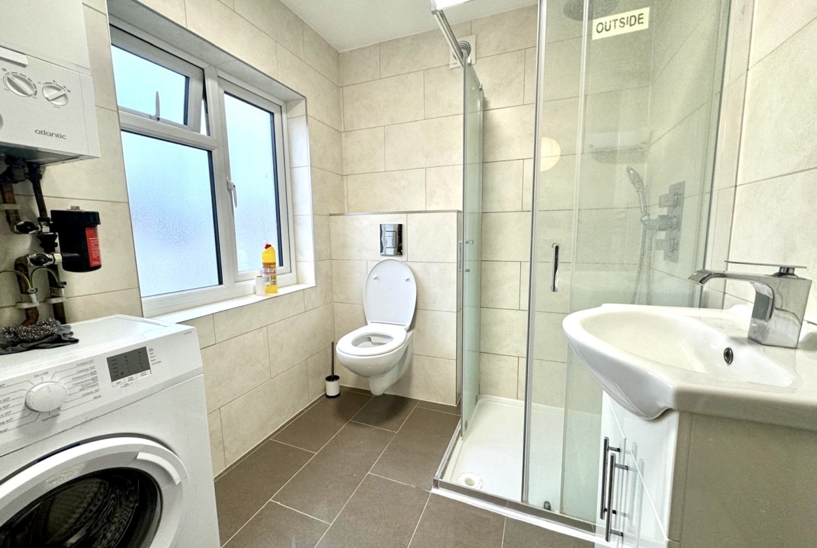 Sevington Road, Hendon, NW4