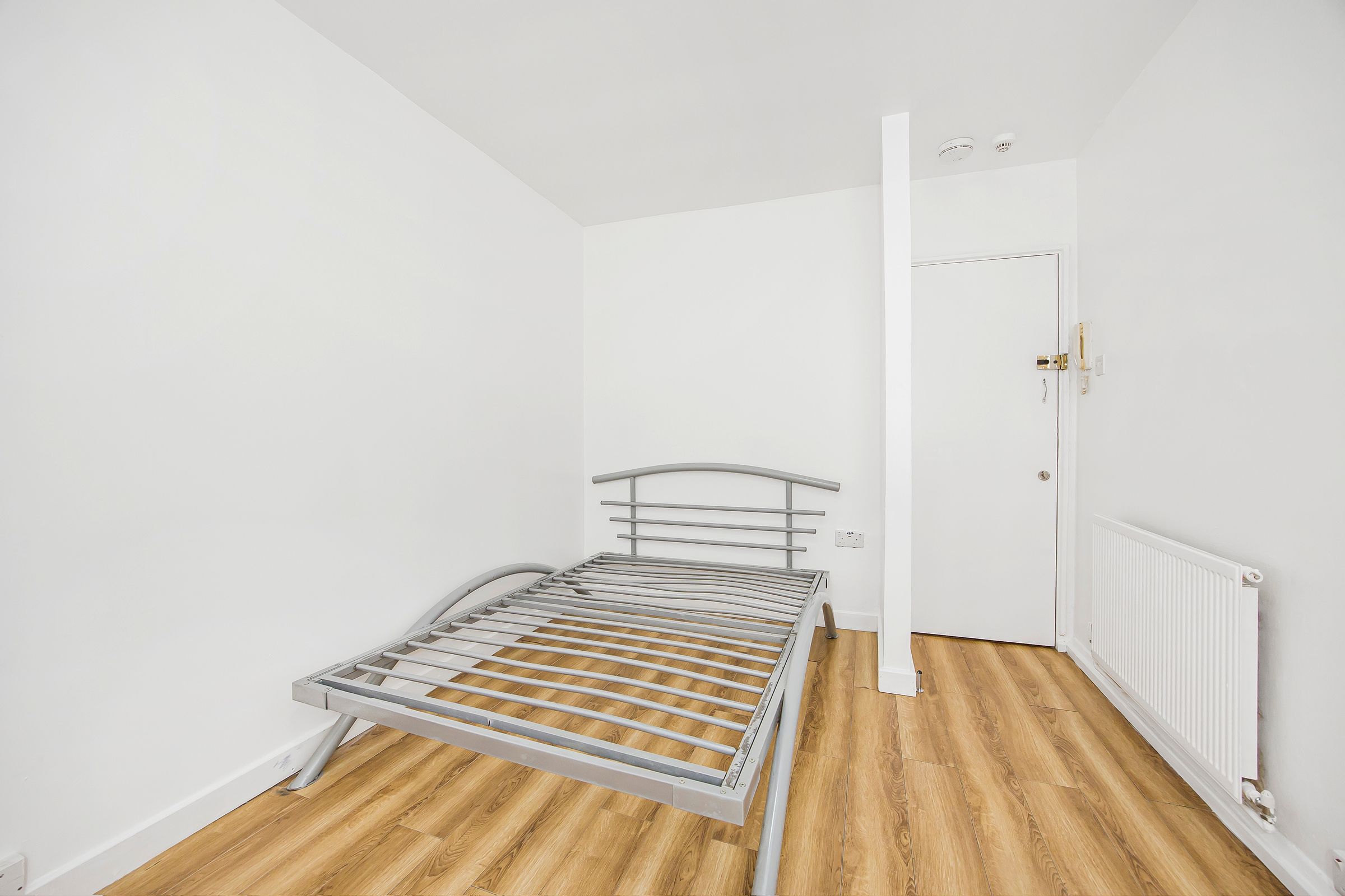 d3bfc20dbfbb0073f3864b04e33c25ab80ca7f5c Fitzjohns Ave, Hampstead, London, NW3